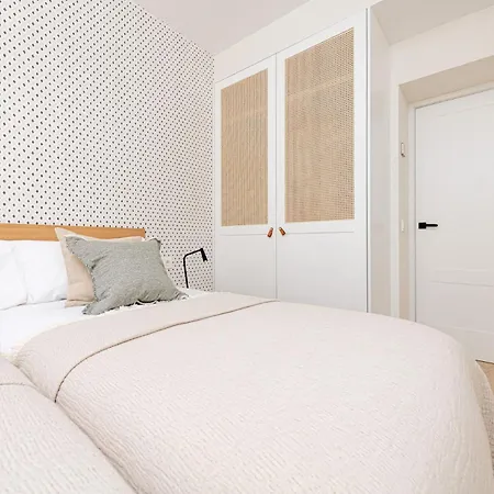 Apartment Gutenberg By Solaga Homes *